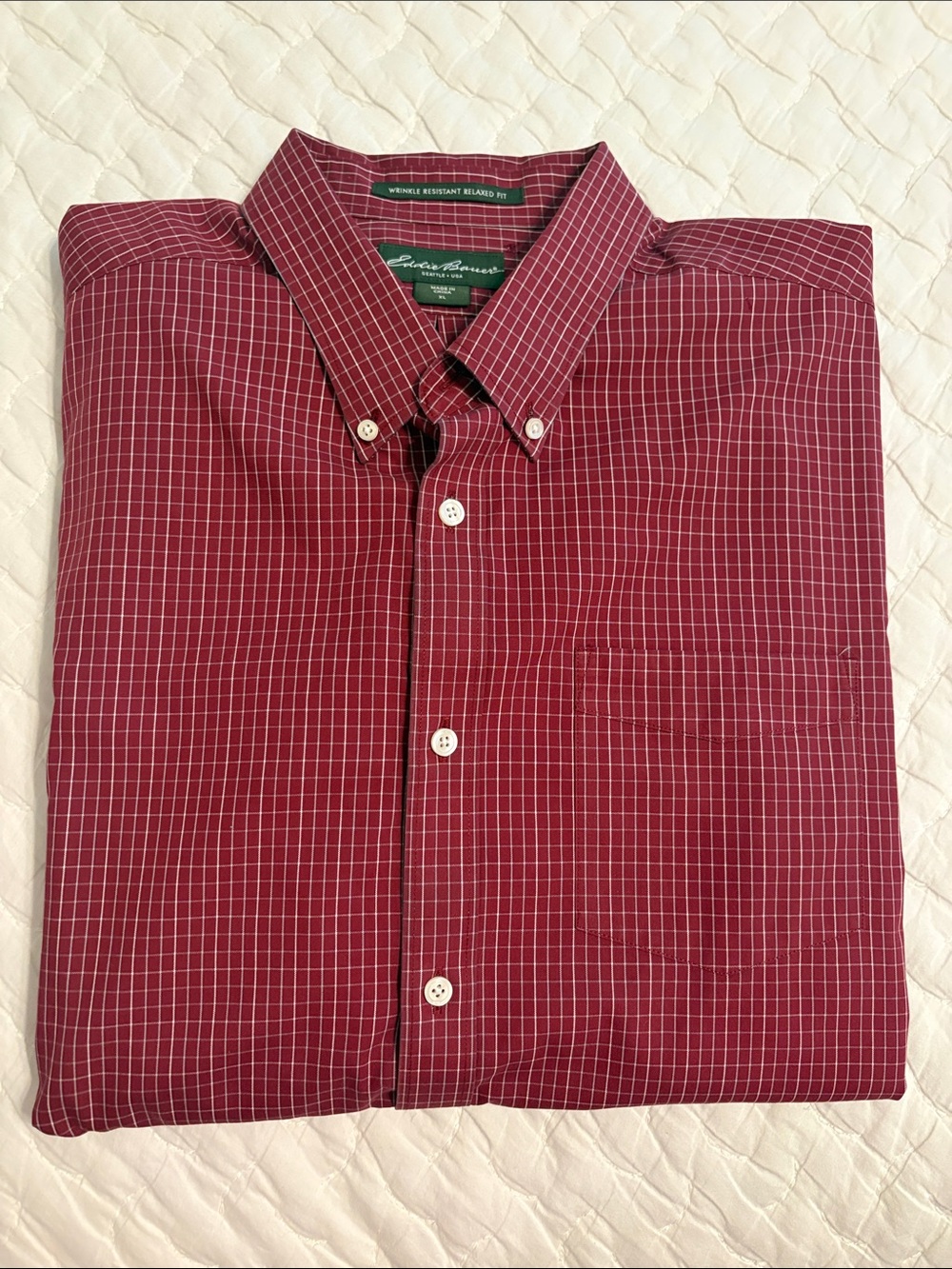 Eddie Bauer Men’s XL Relaxed Fit Long Sleeve Buttondown Shirt